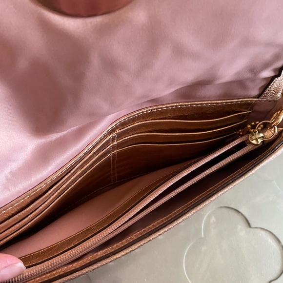 Coach wristlet - Picture 4 of 4